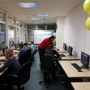 Северный город Норильск приглашает в KIBERone - КИБЕРшкола программирования для детей, компьютерные курсы для школьников, начинающих и подростков - KIBERone г. Зима Южная